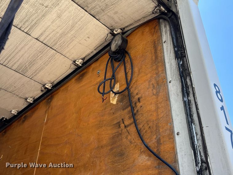 image for item EC1084 2014 Freightliner M2106 box truck