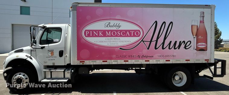 image for item EC1087 2013 Freightliner M2106 box truck