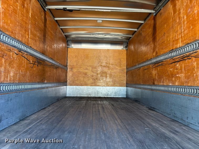 image for item EC1087 2013 Freightliner M2106 box truck