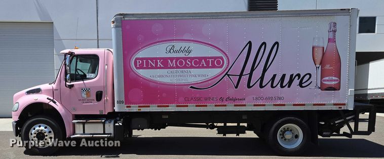 image for item EC1088 2013 Freightliner M2106 box truck