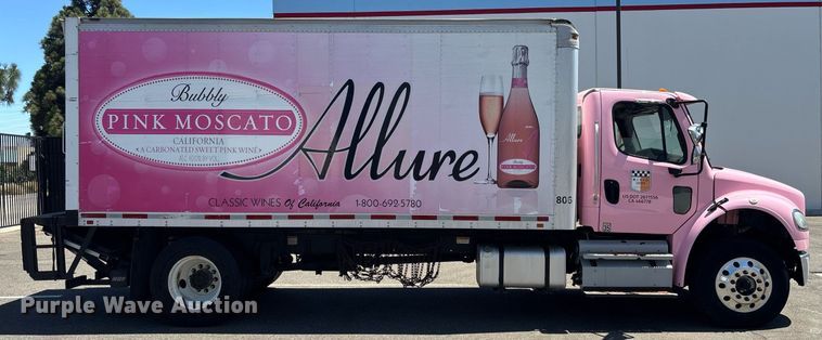 image for item EC1089 2013 Freightliner M2106 box truck