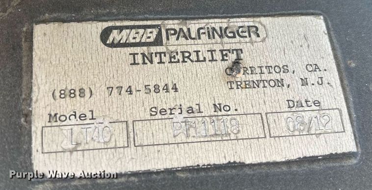 image for item EC1089 2013 Freightliner M2106 box truck