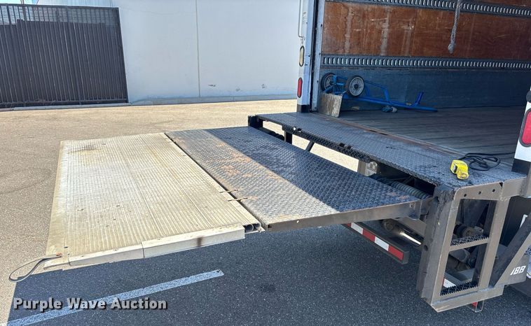 image for item EC1089 2013 Freightliner M2106 box truck