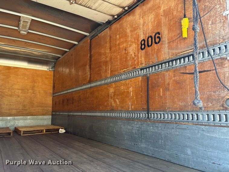 image for item EC1089 2013 Freightliner M2106 box truck