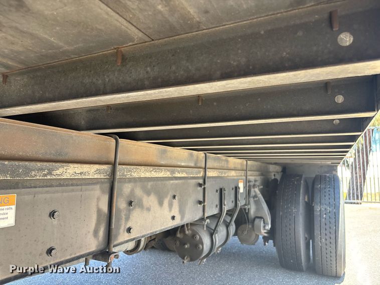 image for item EC1089 2013 Freightliner M2106 box truck