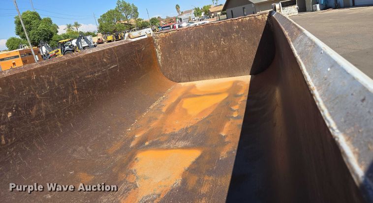 image for item EC1101 1996 Kenworth T800 dump truck