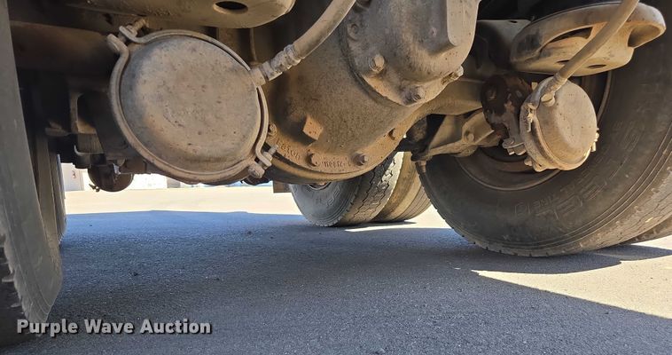 image for item EC1101 1996 Kenworth T800 dump truck