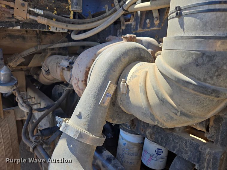 image for item EC1101 1996 Kenworth T800 dump truck