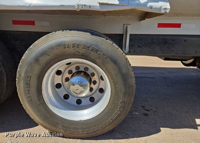 image for item EC1101 1996 Kenworth T800 dump truck