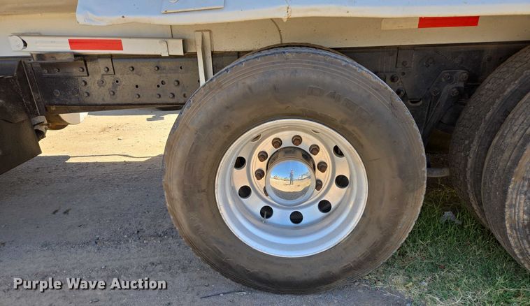 image for item EC1101 1996 Kenworth T800 dump truck