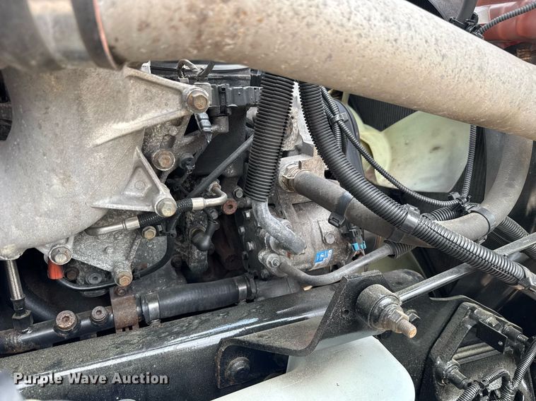 image for item EC3650 2020 International LT625 semi truck