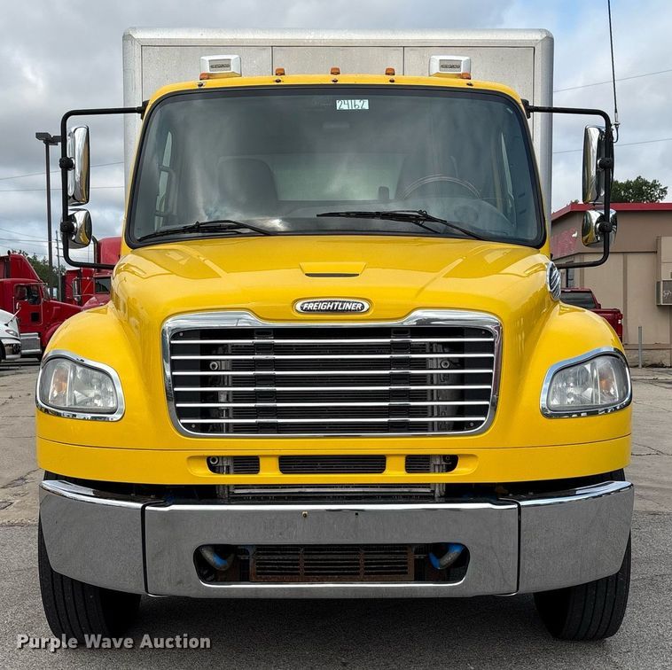image for item EC4351 2014 Freightliner M2 106 curtain box truck