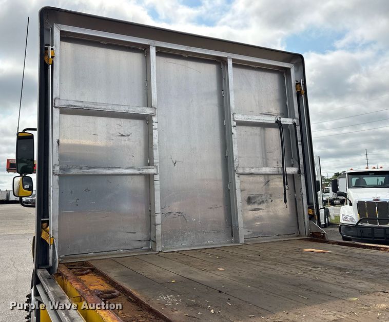 image for item EC4351 2014 Freightliner M2 106 curtain box truck