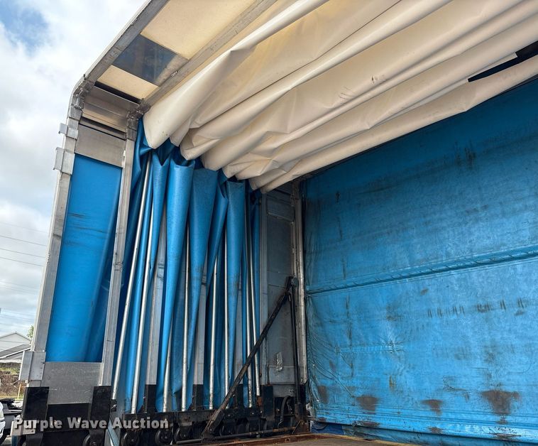 image for item EC4351 2014 Freightliner M2 106 curtain box truck