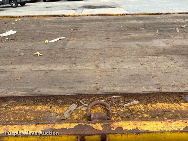 image for item EC4351 2014 Freightliner M2 106 curtain box truck