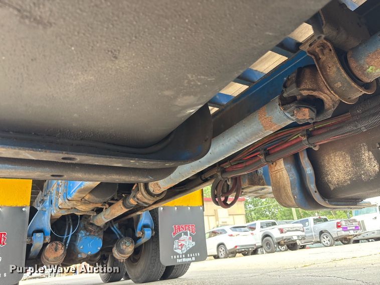 image for item EC4351 2014 Freightliner M2 106 curtain box truck