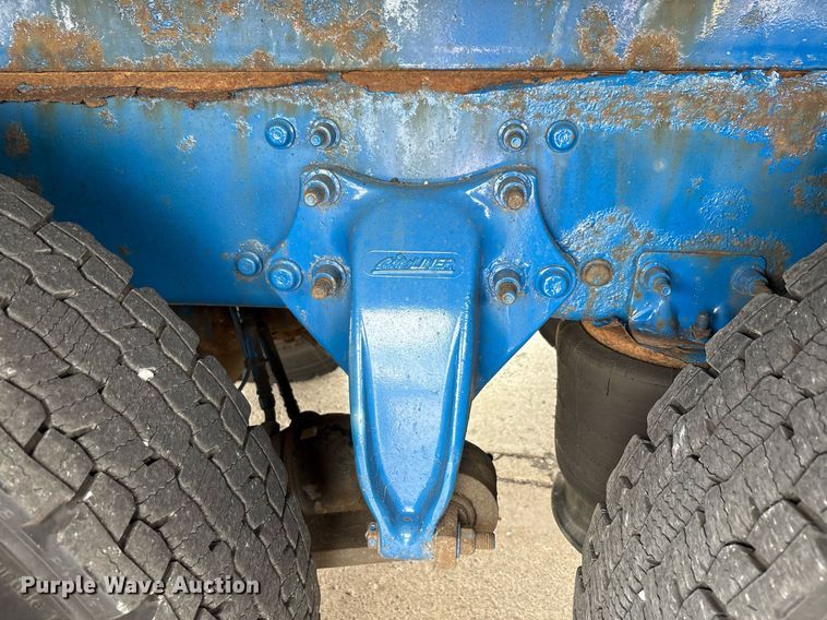 image for item EC4351 2014 Freightliner M2 106 curtain box truck