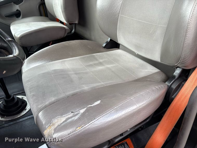 image for item EC4351 2014 Freightliner M2 106 curtain box truck