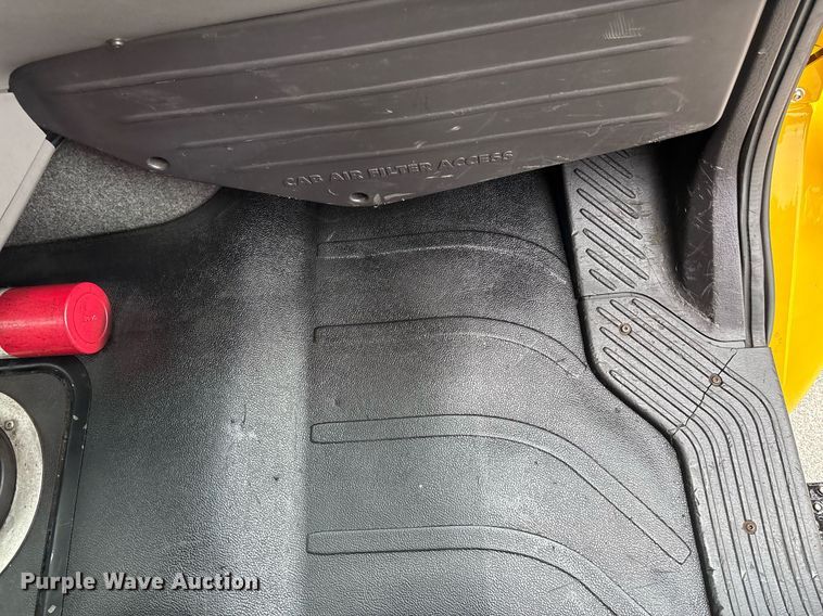 image for item EC4351 2014 Freightliner M2 106 curtain box truck