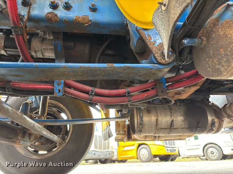 image for item EC4351 2014 Freightliner M2 106 curtain box truck