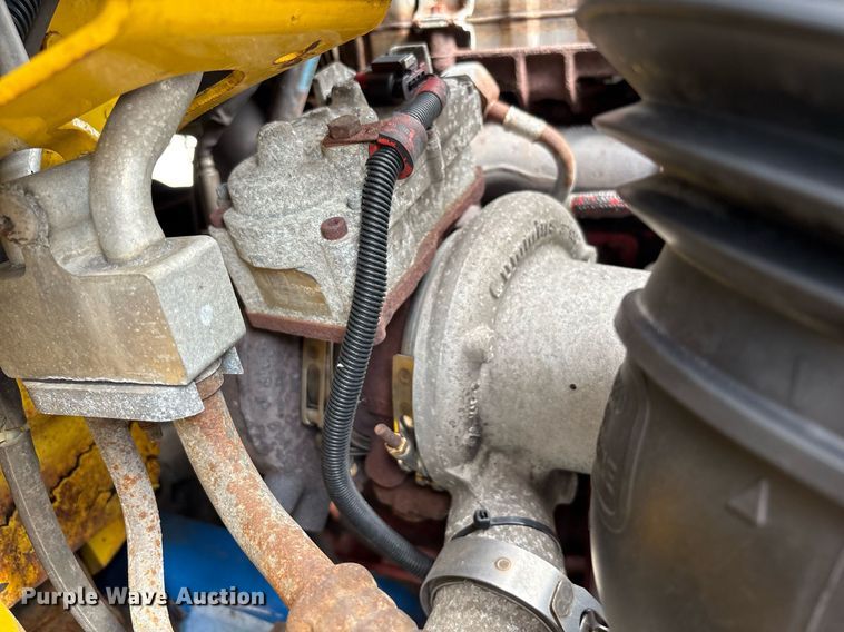 image for item EC4351 2014 Freightliner M2 106 curtain box truck