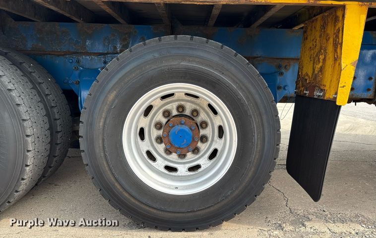 image for item EC4351 2014 Freightliner M2 106 curtain box truck