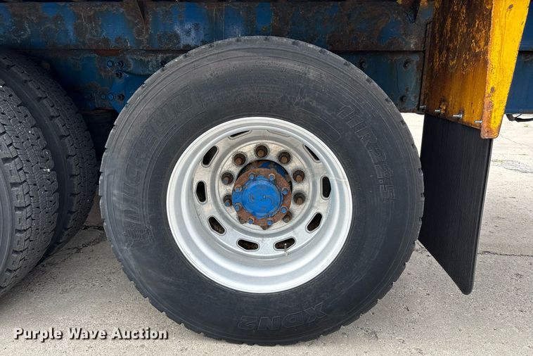 image for item EC4351 2014 Freightliner M2 106 curtain box truck