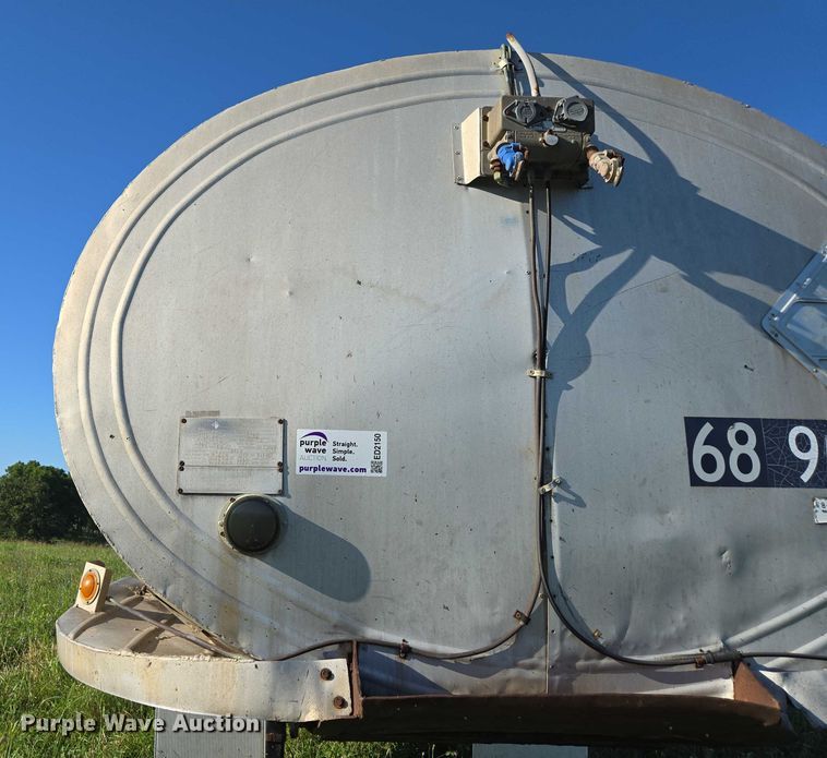 image for item ED2150 1969 Moser Tank and Trailer Inc. asphalt trailer