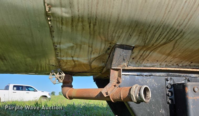 image for item ED2150 1969 Moser Tank and Trailer Inc. asphalt trailer