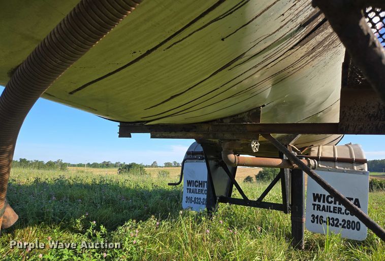 image for item ED2150 1969 Moser Tank and Trailer Inc. asphalt trailer