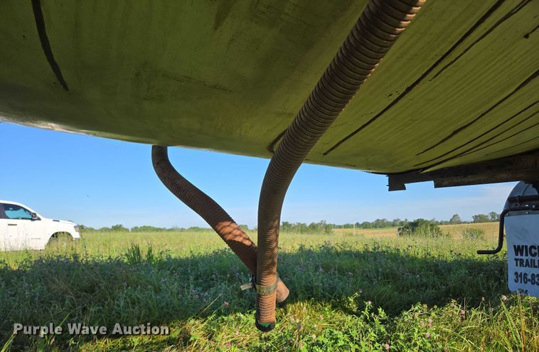 image for item ED2150 1969 Moser Tank and Trailer Inc. asphalt trailer