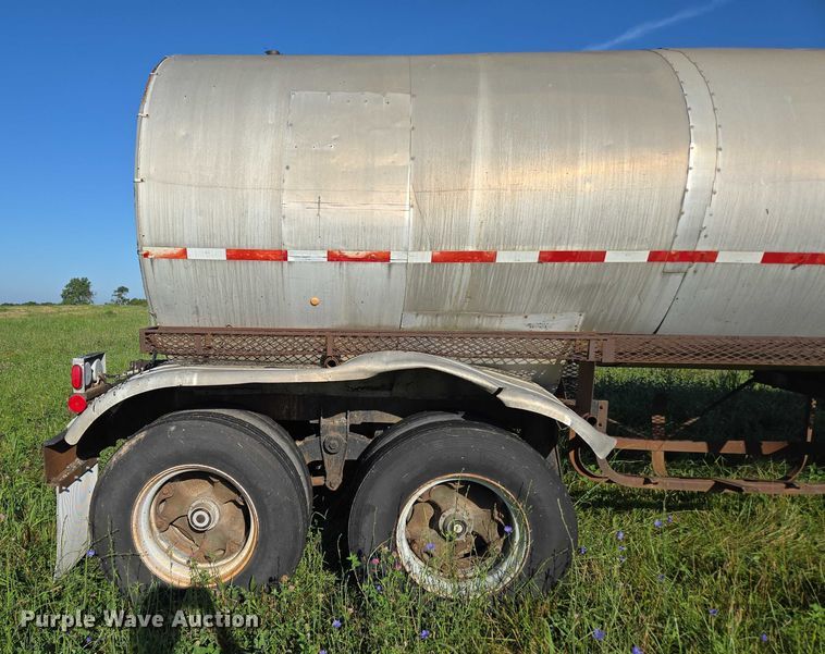 image for item ED2150 1969 Moser Tank and Trailer Inc. asphalt trailer