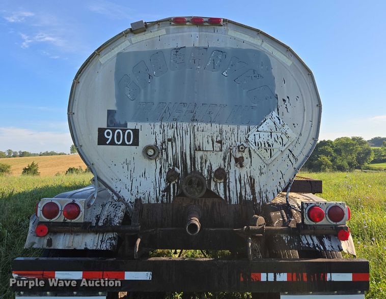 image for item ED2150 1969 Moser Tank and Trailer Inc. asphalt trailer