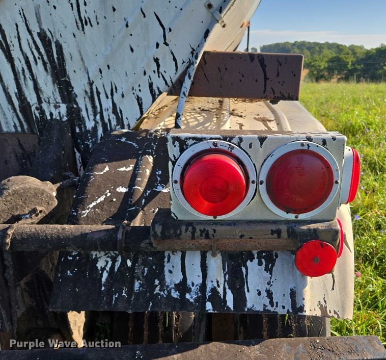 image for item ED2150 1969 Moser Tank and Trailer Inc. asphalt trailer