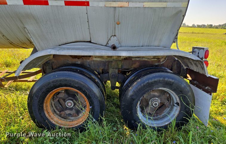 image for item ED2150 1969 Moser Tank and Trailer Inc. asphalt trailer