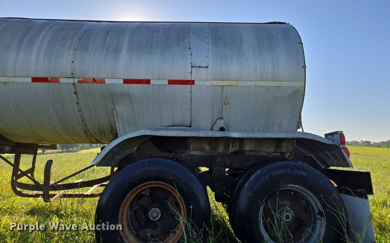 image for item ED2150 1969 Moser Tank and Trailer Inc. asphalt trailer