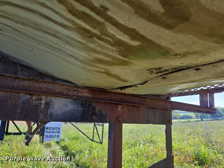 image for item ED2150 1969 Moser Tank and Trailer Inc. asphalt trailer