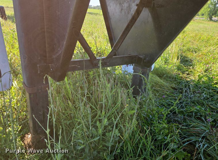 image for item ED2150 1969 Moser Tank and Trailer Inc. asphalt trailer