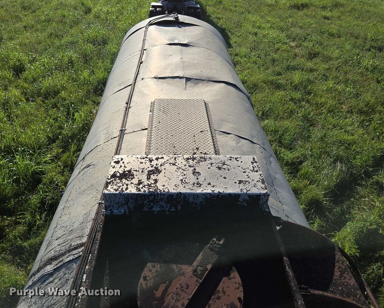 image for item ED2150 1969 Moser Tank and Trailer Inc. asphalt trailer