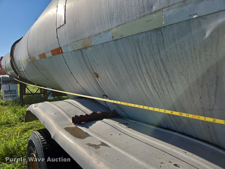 image for item ED2150 1969 Moser Tank and Trailer Inc. asphalt trailer