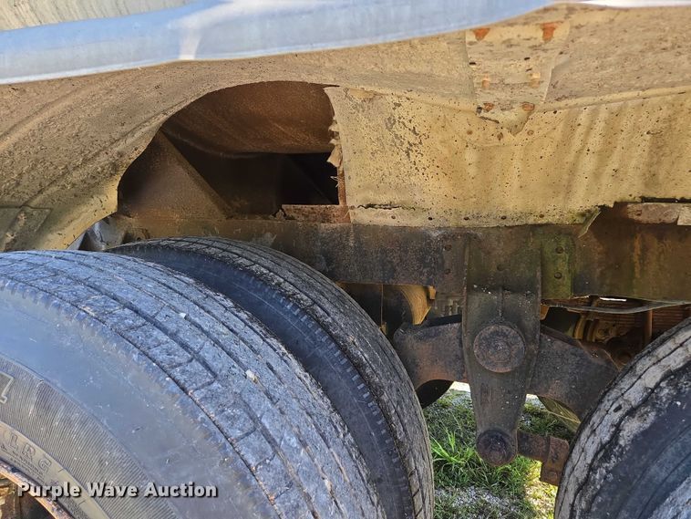 image for item ED2150 1969 Moser Tank and Trailer Inc. asphalt trailer