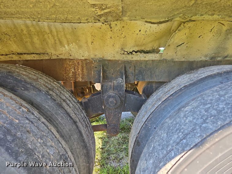 image for item ED2150 1969 Moser Tank and Trailer Inc. asphalt trailer