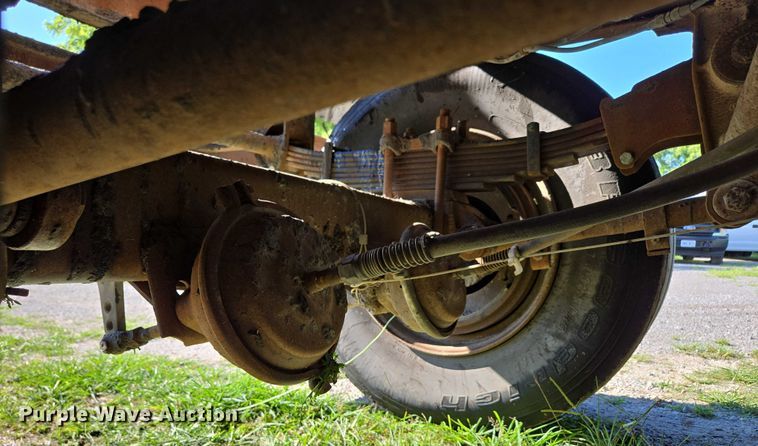 image for item ED2150 1969 Moser Tank and Trailer Inc. asphalt trailer