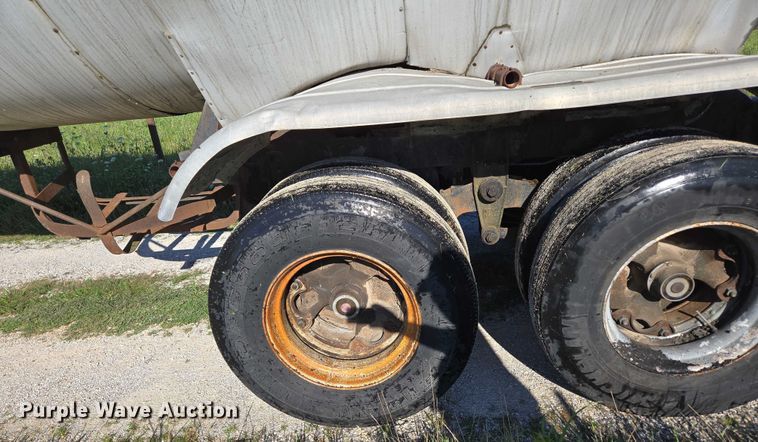 image for item ED2150 1969 Moser Tank and Trailer Inc. asphalt trailer