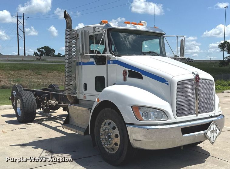 CAMIóN CHASIS 2011 KENWORTH T370