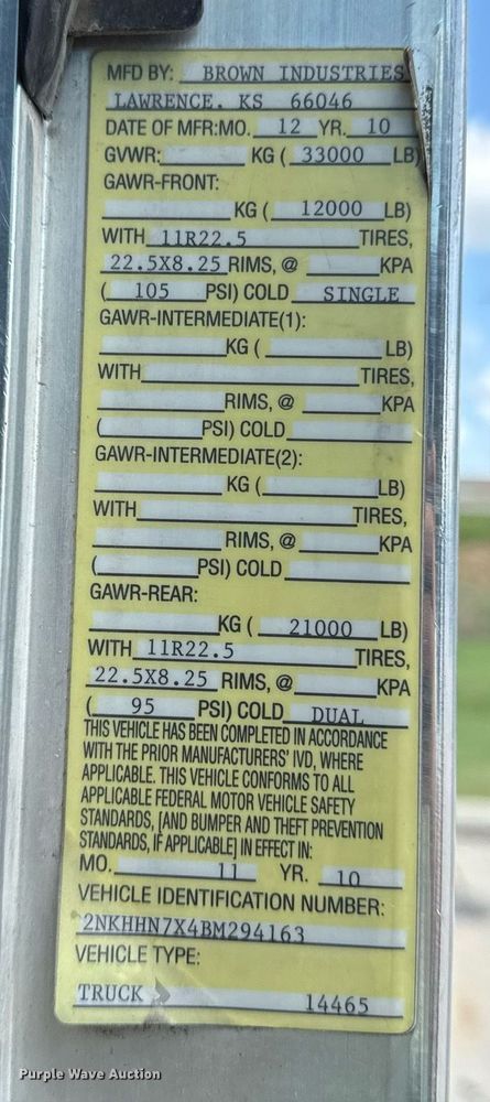 image for item ED4273 2011 Kenworth T370  truck cab and chassis