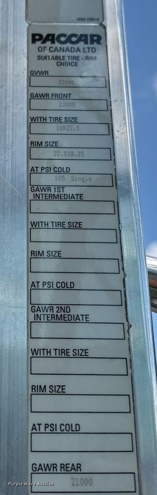 image for item ED4273 2011 Kenworth T370  truck cab and chassis