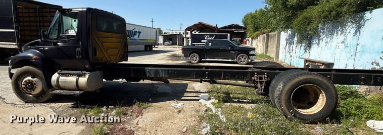 image for item ED4326 2011 International DuraStar 4300 truck cab and chassis