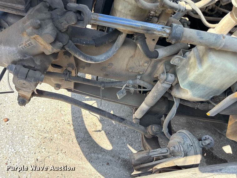 image for item ED4326 2011 International DuraStar 4300 truck cab and chassis