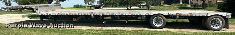 image for item ED4377 2005 Transcraft  drop deck trailer